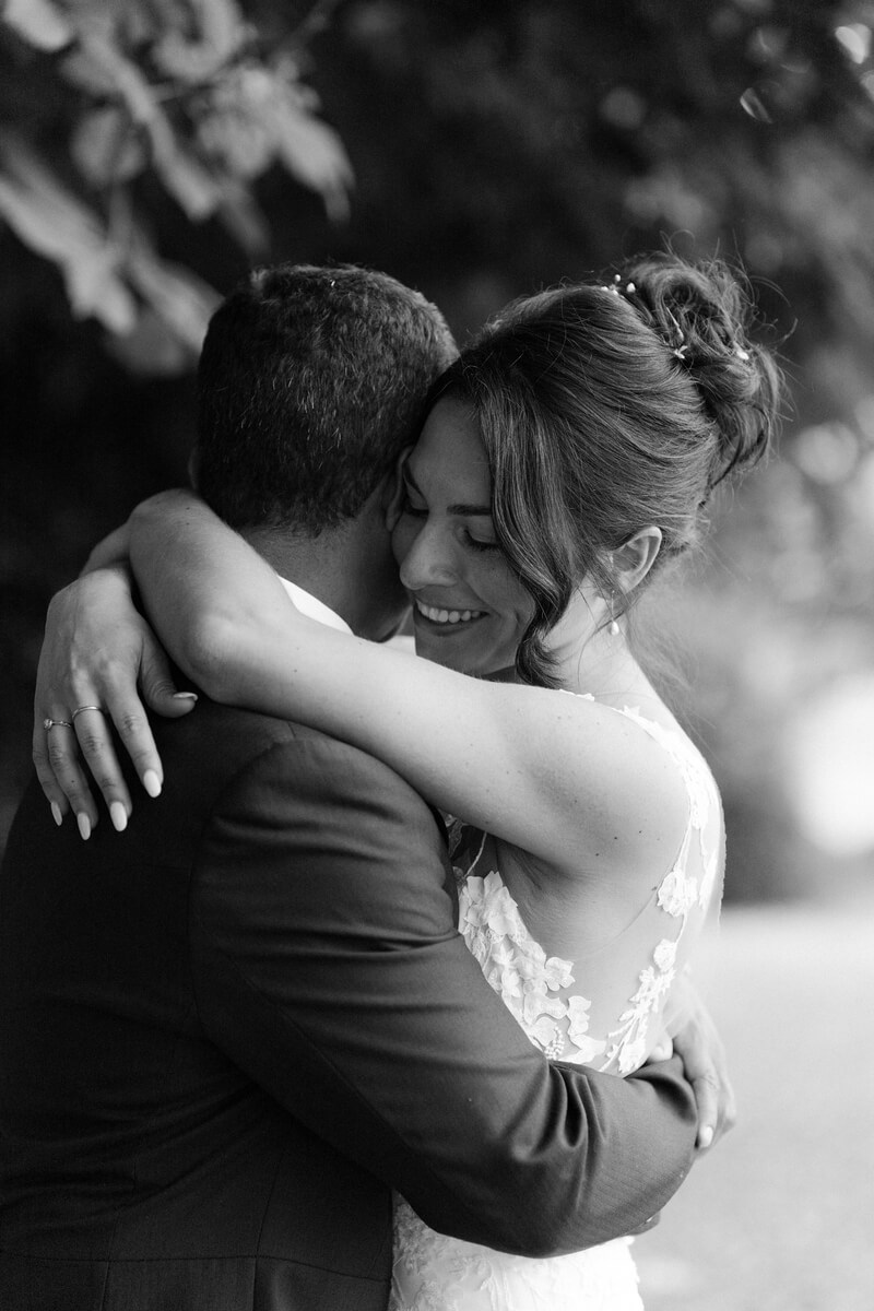 Ashlie & Srini — East Afton Farmhouse
