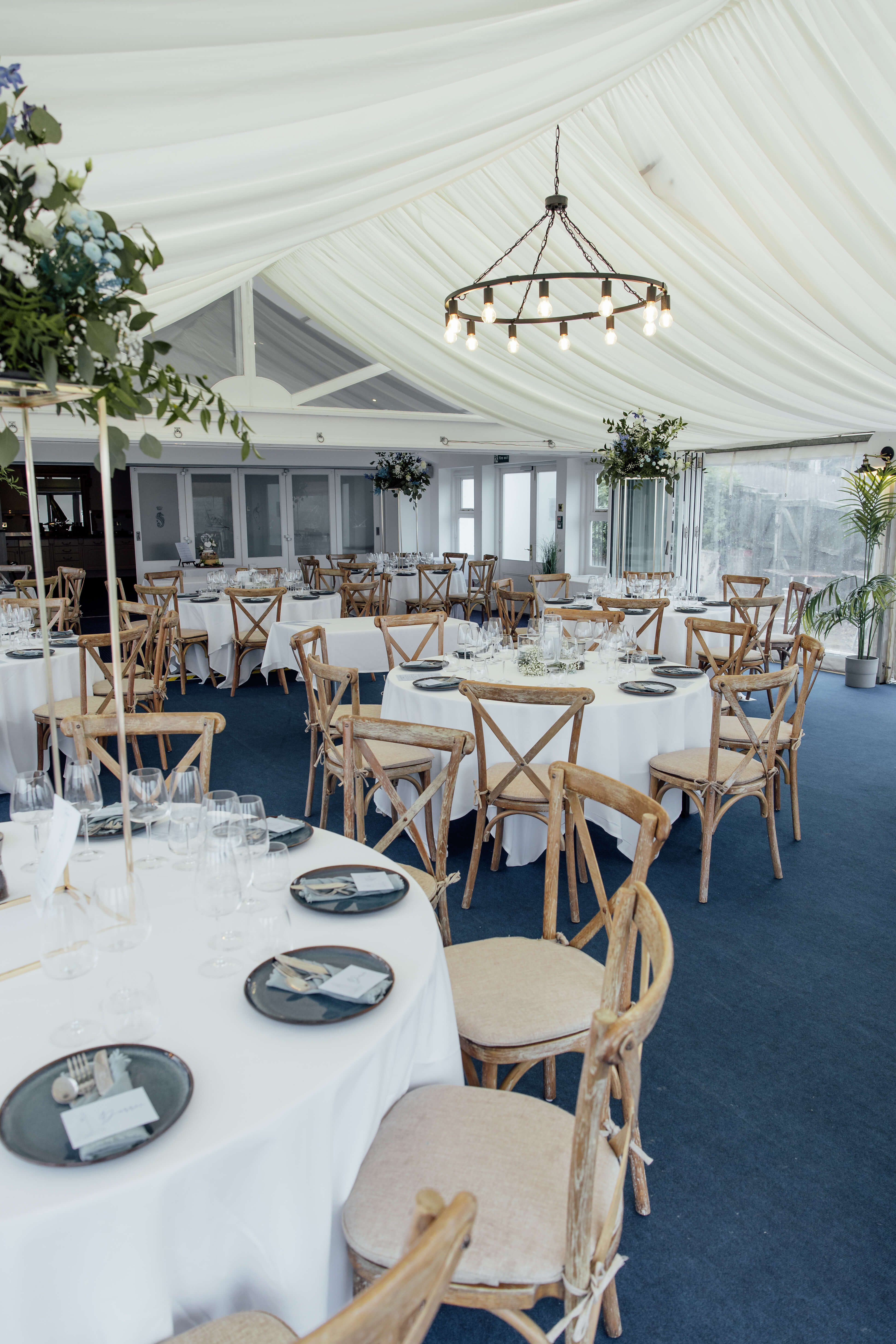 Rosie & Adam, maritime floral detail